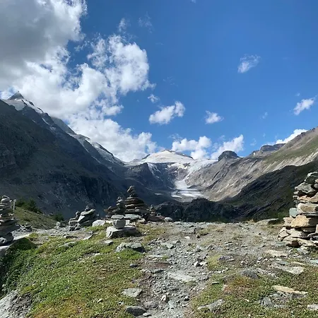 Tauernberg Alm-huette